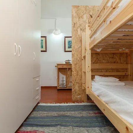 B12 - Pool And Sun Apartment