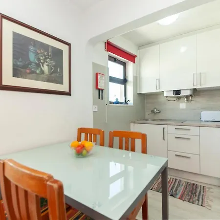 B12 - Pool And Sun Apartment *